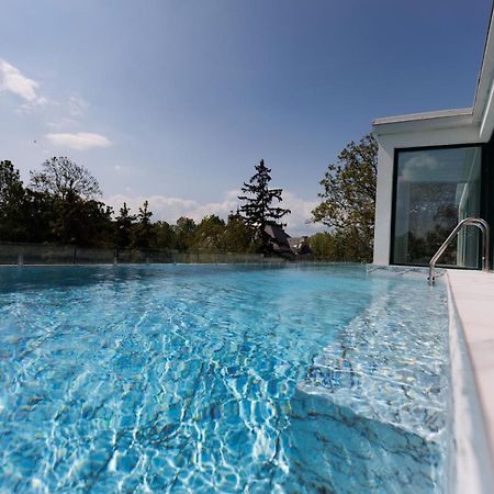 Villa Bauhaus Wellness Apartman Siófok Extérieur photo